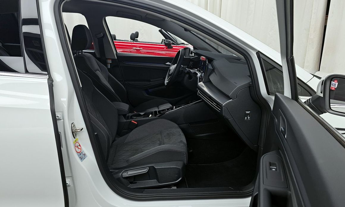 Volkswagen Golf 2024