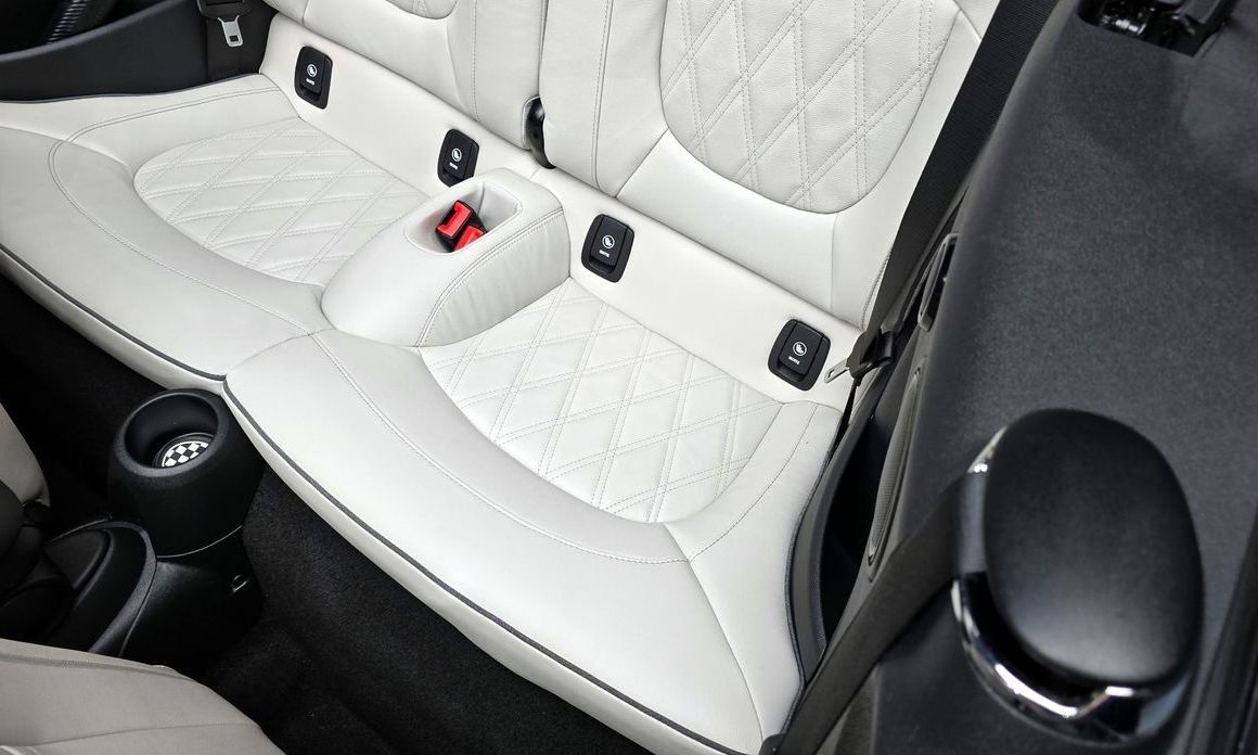 Mini Cooper Convertible 2023