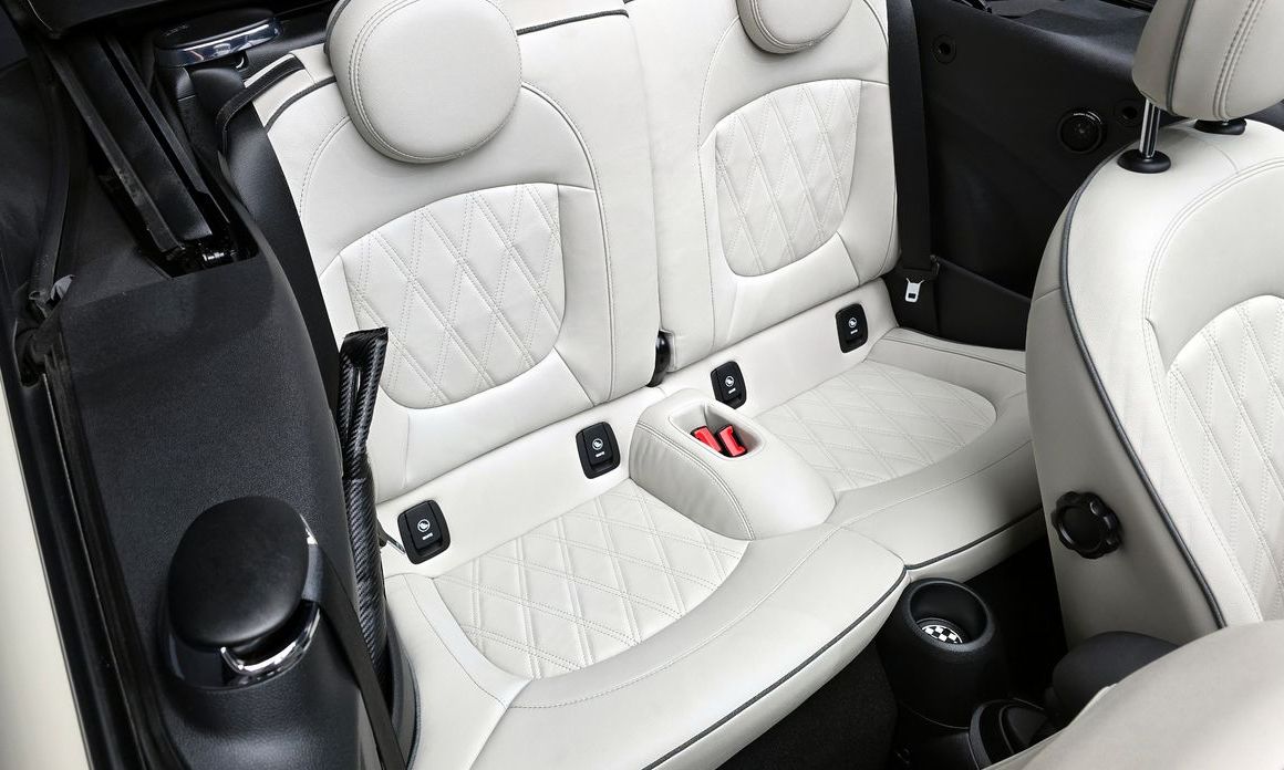 Mini Cooper Convertible 2023