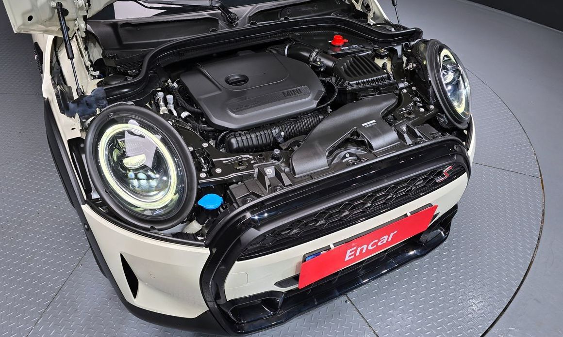 Mini Cooper Convertible 2023