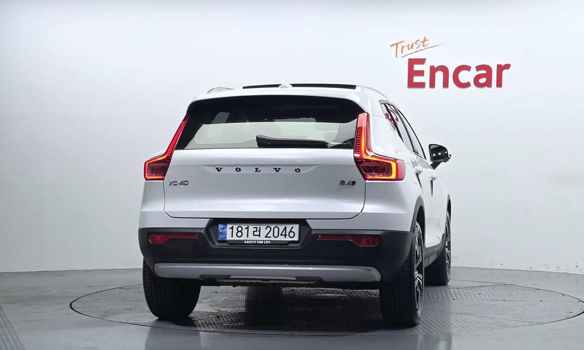 Volvo XC40 2022
