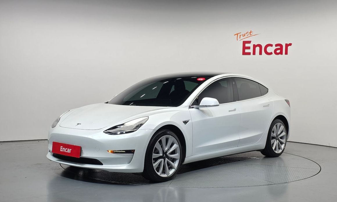 Tesla Model 3 2020