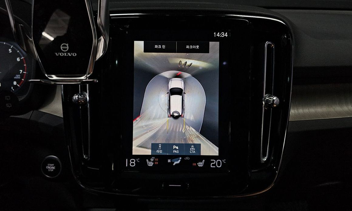 Volvo XC40 2022
