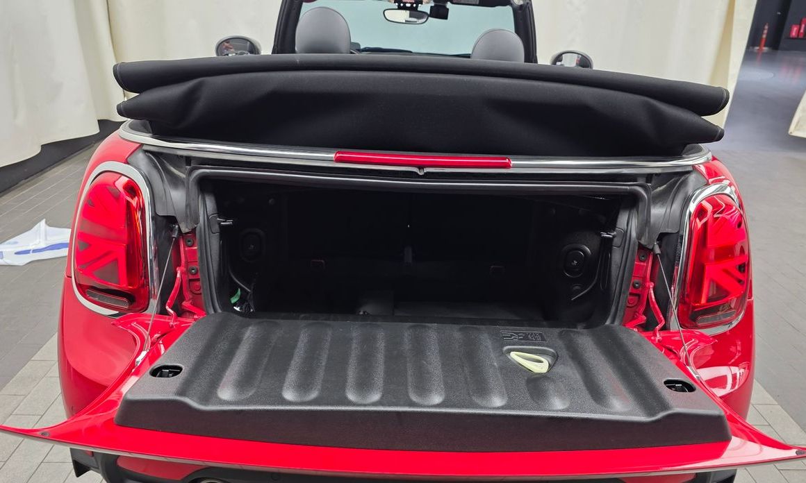 Mini Cooper Convertible 2024