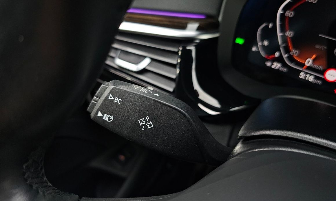 BMW 5-Series 2021