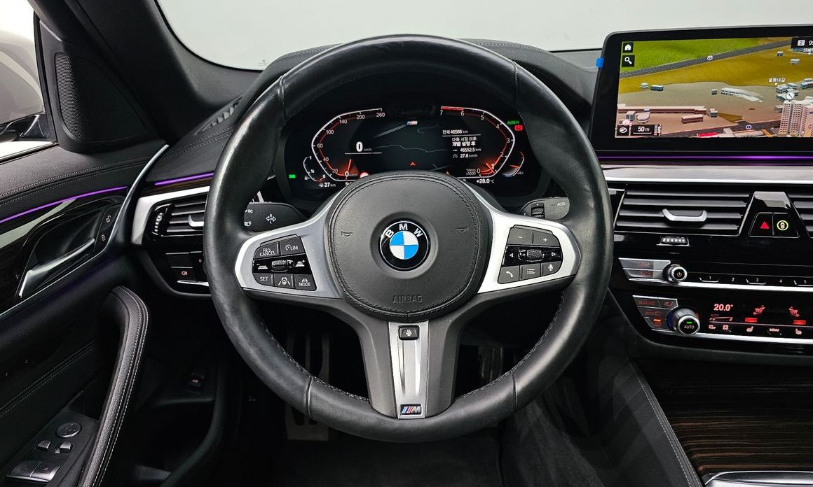 BMW 5-Series 2021