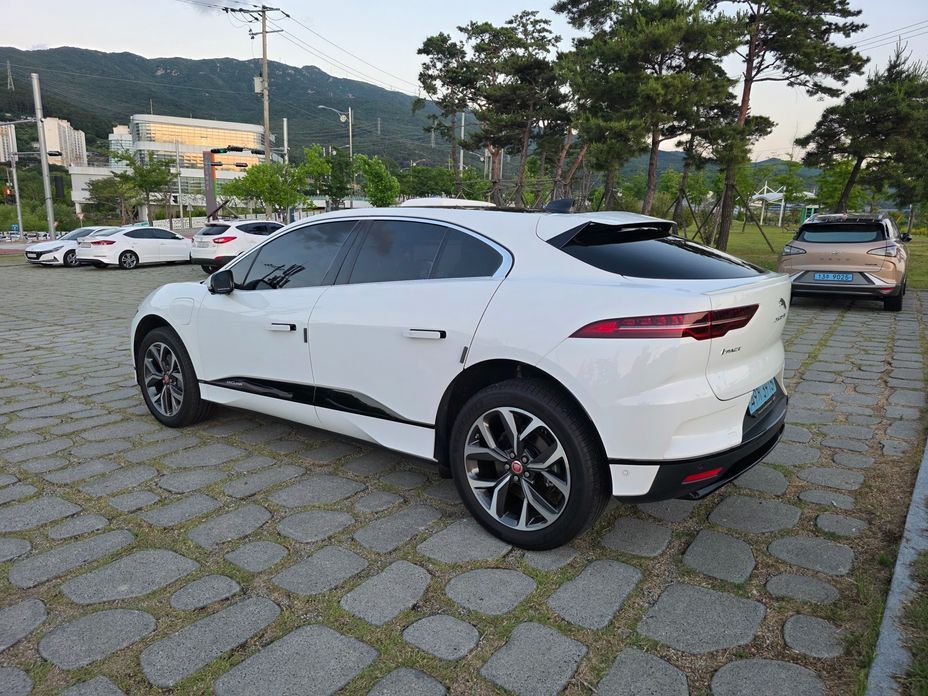 Jaguar I-PACE 2020