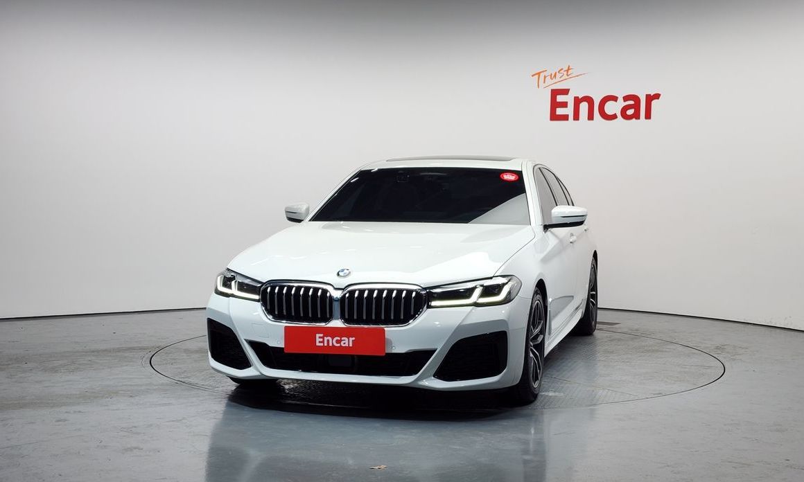 BMW 5-Series 2022