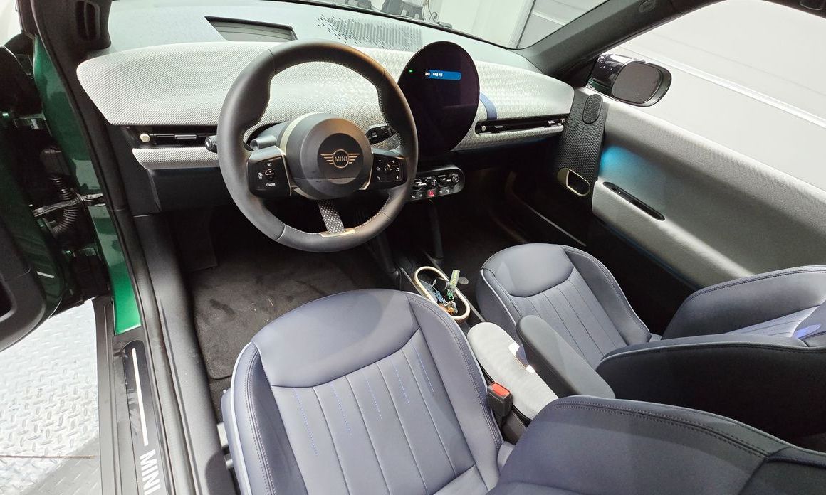 Mini Cooper 2024