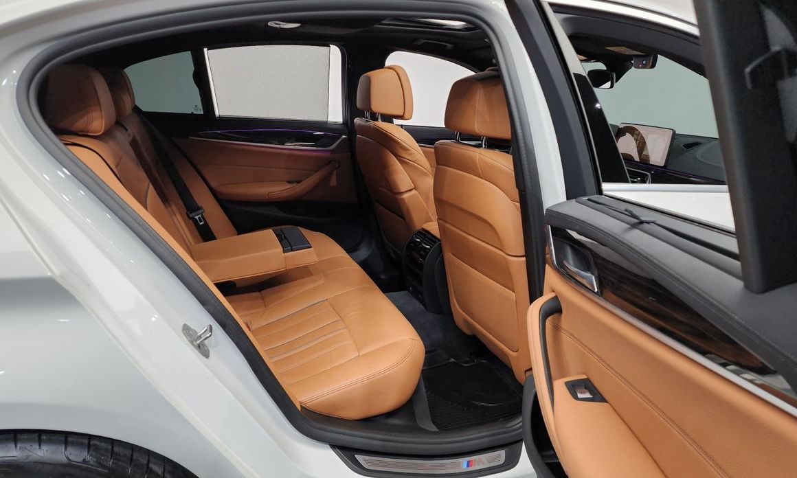 BMW 5-Series 2022