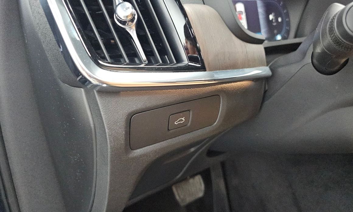 Volvo S90 2023