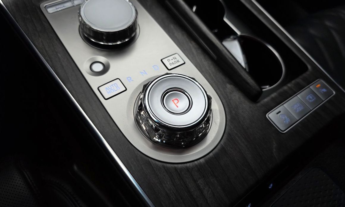 Genesis G80 2025