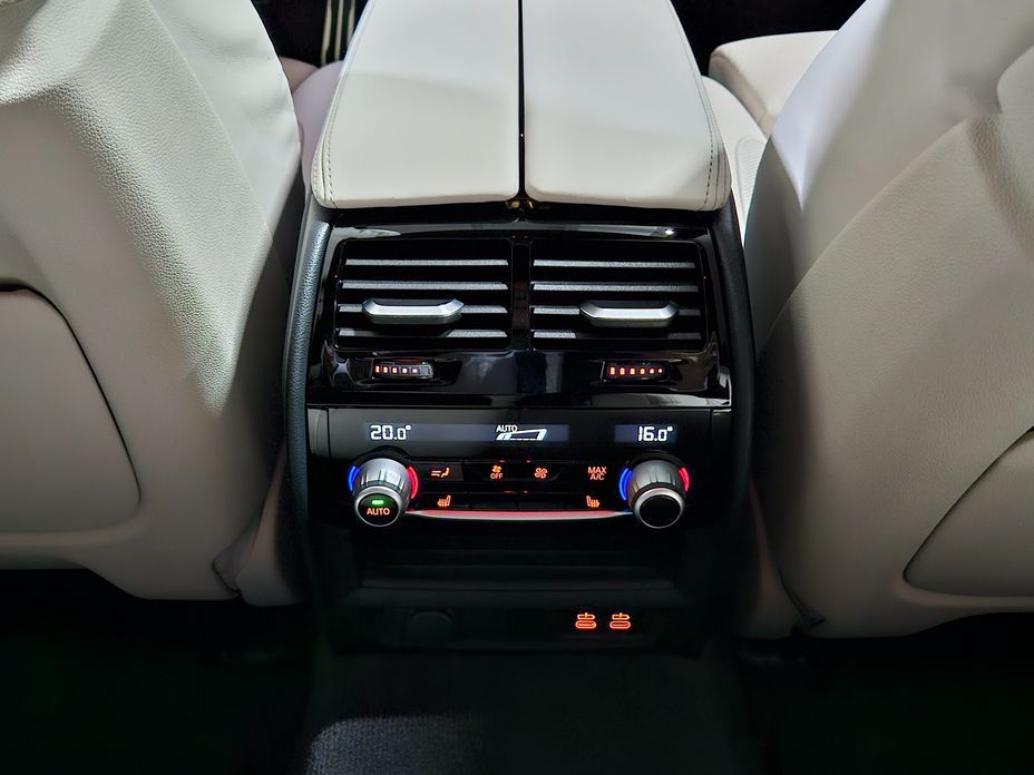 BMW 5-Series 2020