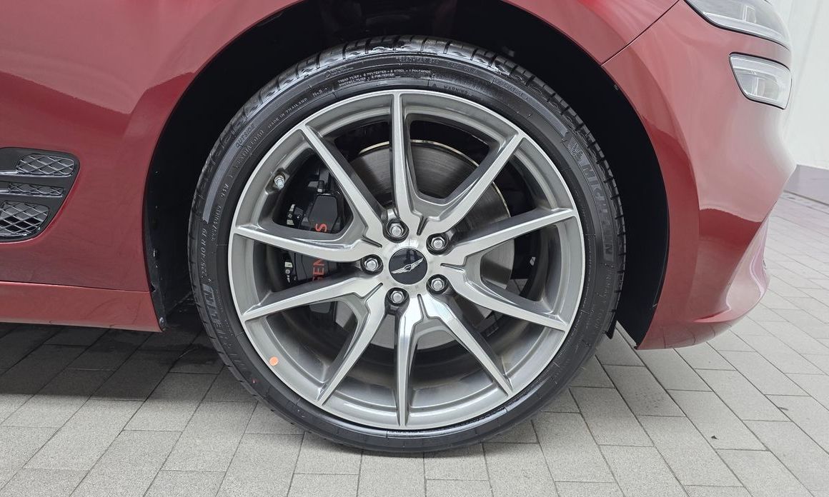 Genesis G70 2025