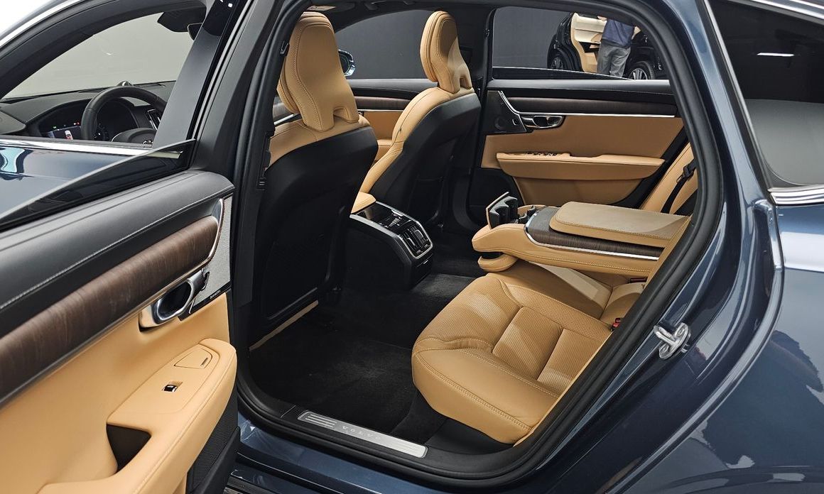 Volvo S90 2023