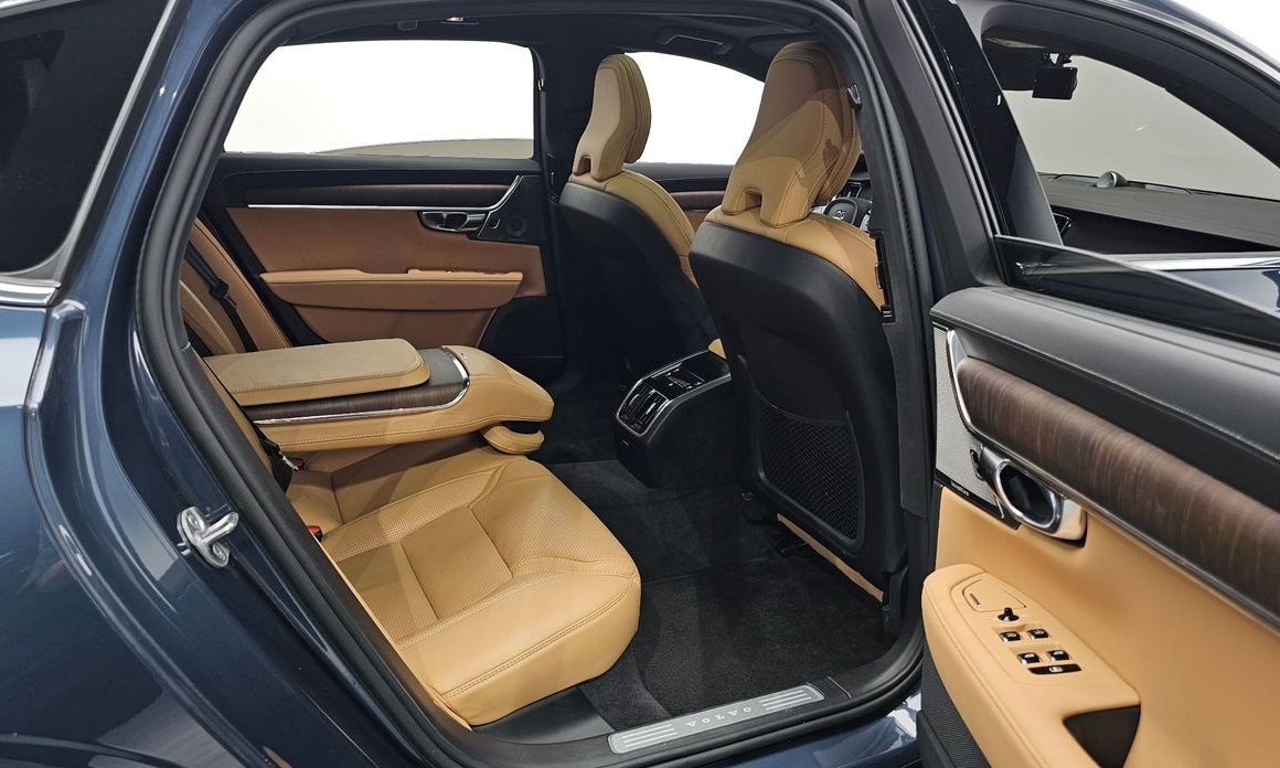 Volvo S90 2023