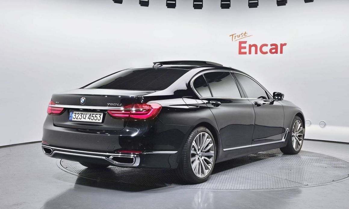 BMW 7-Series 2018