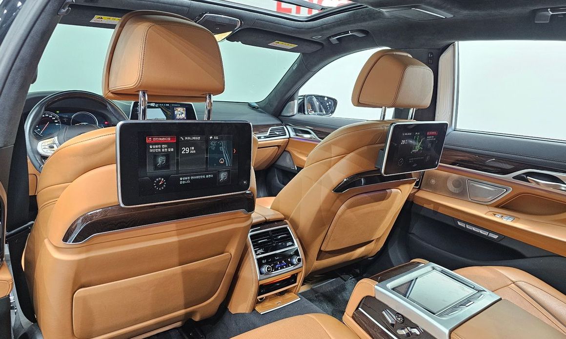 BMW 7-Series 2018