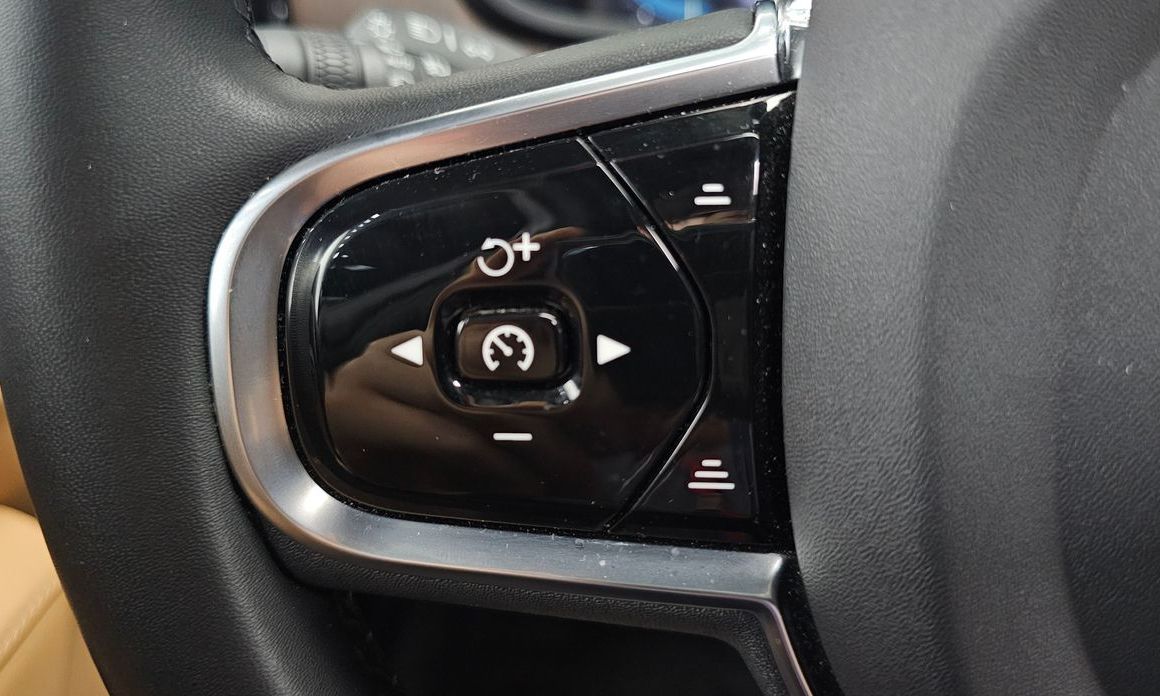 Volvo S90 2023