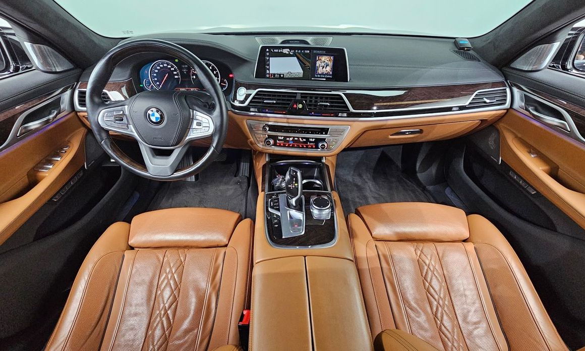 BMW 7-Series 2018