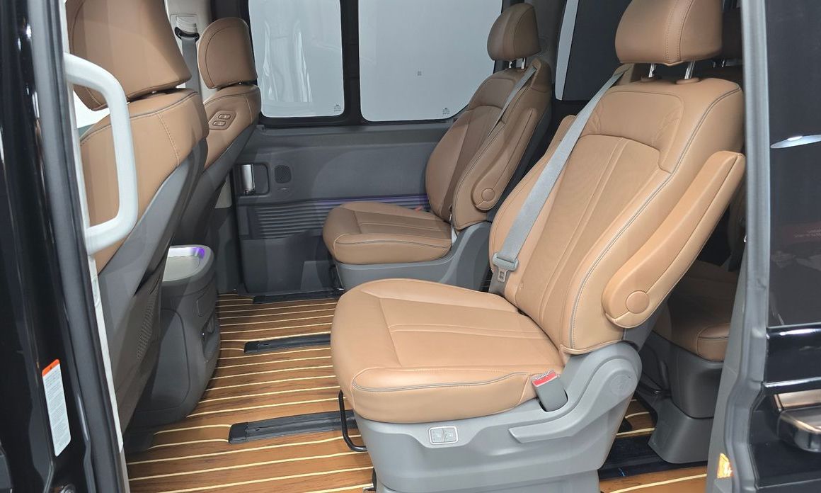 Hyundai Staria 2025