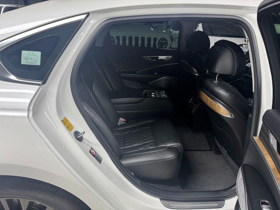 Kia K9 2025