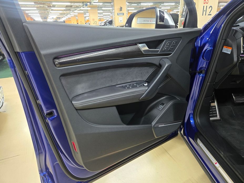 Audi SQ5 2022