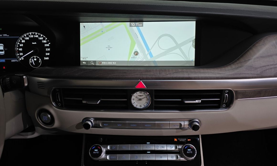 Genesis G90 2021