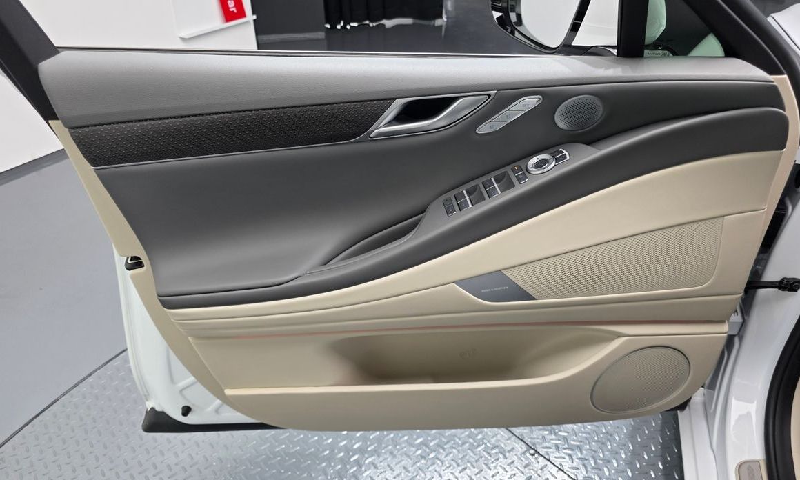 Genesis G80 2025