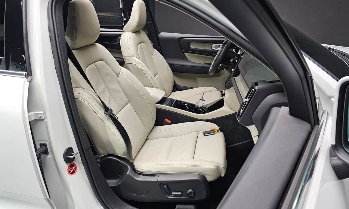 Volvo XC40 2023