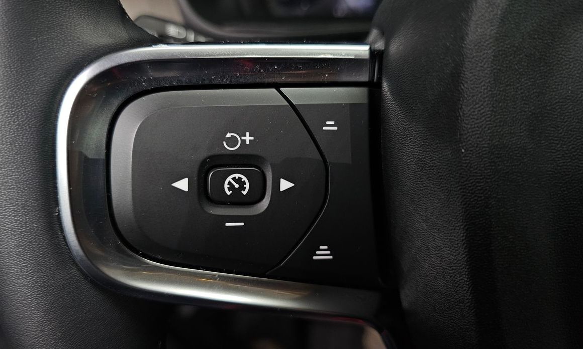 Volvo XC40 2023