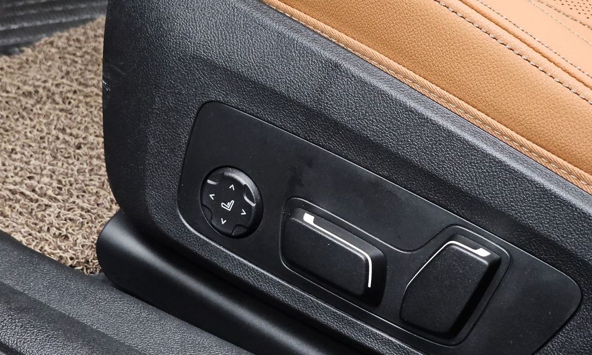 BMW 3-Series 2025