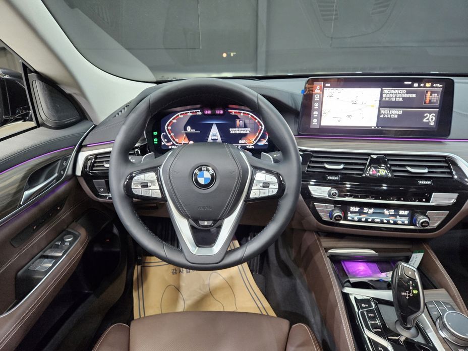BMW Gran Turismo 2024