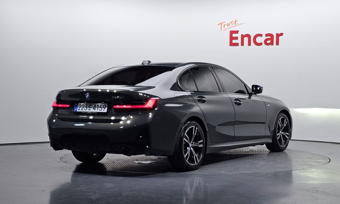 BMW 3-Series 2025