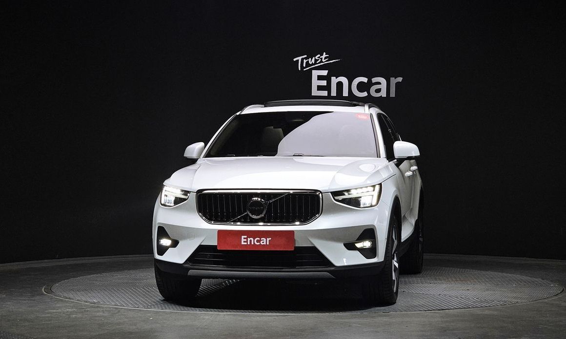 Volvo XC40 2023