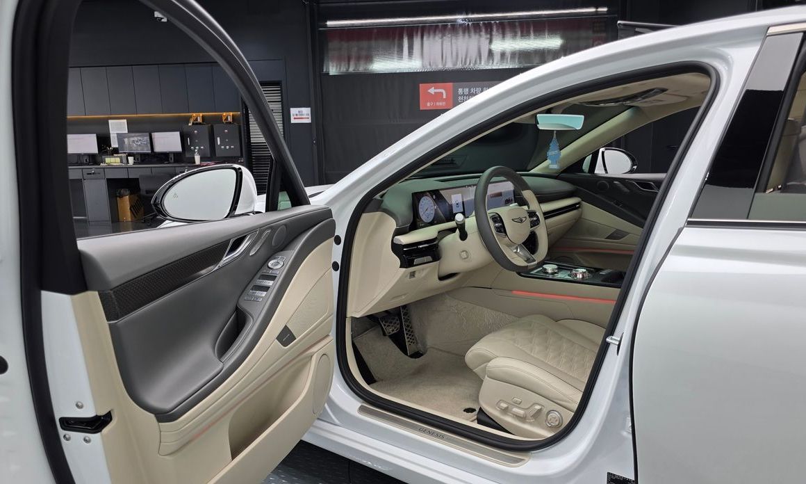 Genesis G80 2025