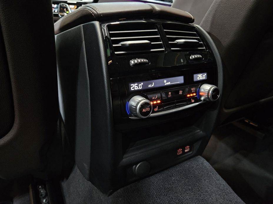 BMW Gran Turismo 2024