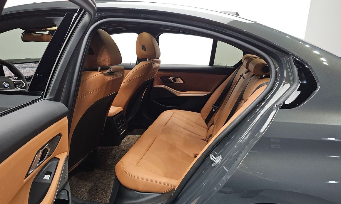 BMW 3-Series 2025