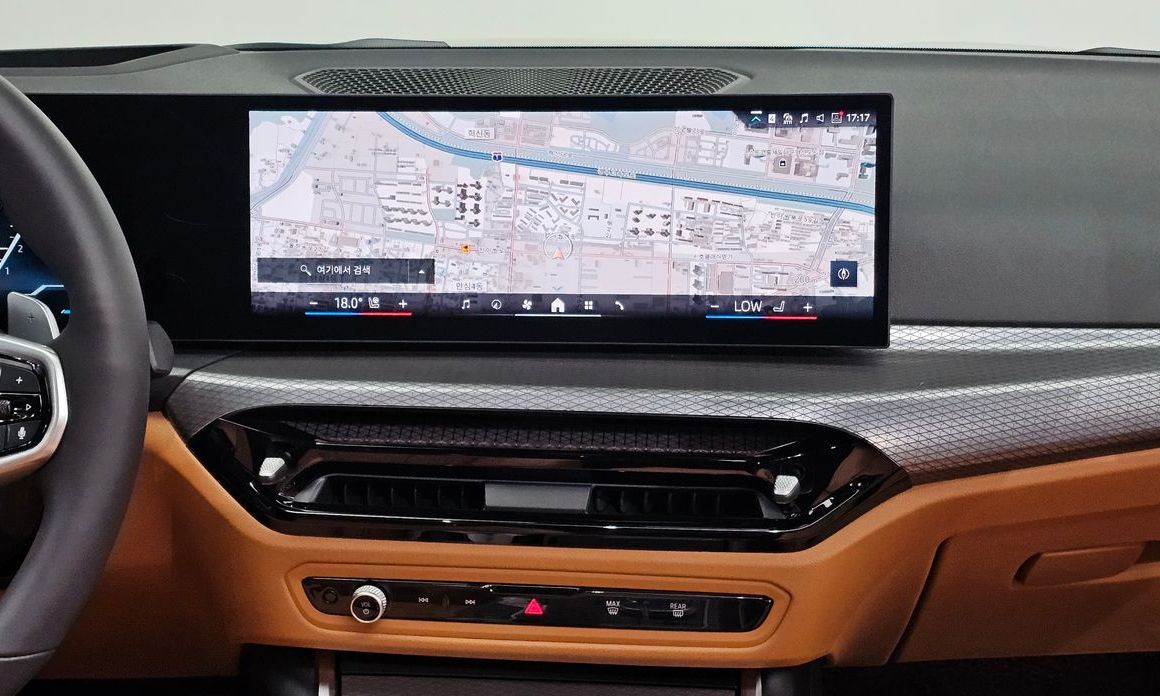 BMW 3-Series 2025