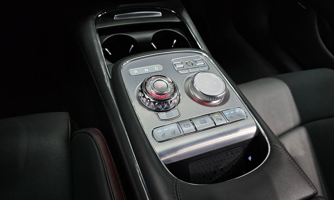 Genesis G90 2023