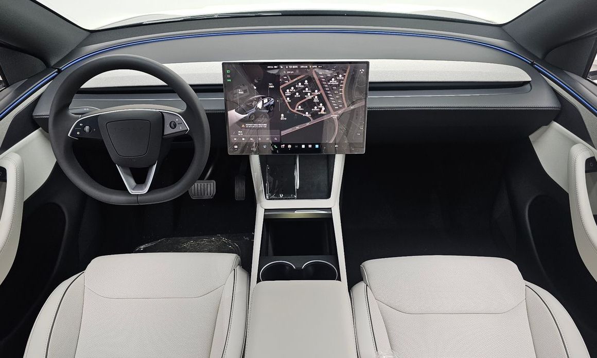 Tesla Model Y 2026