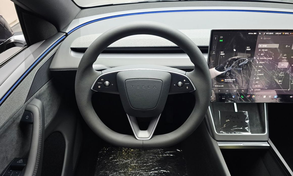 Tesla Model Y 2026