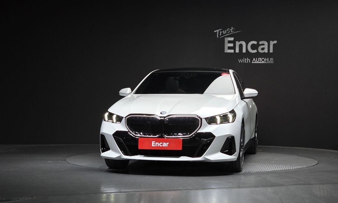 BMW 5-Series 2026
