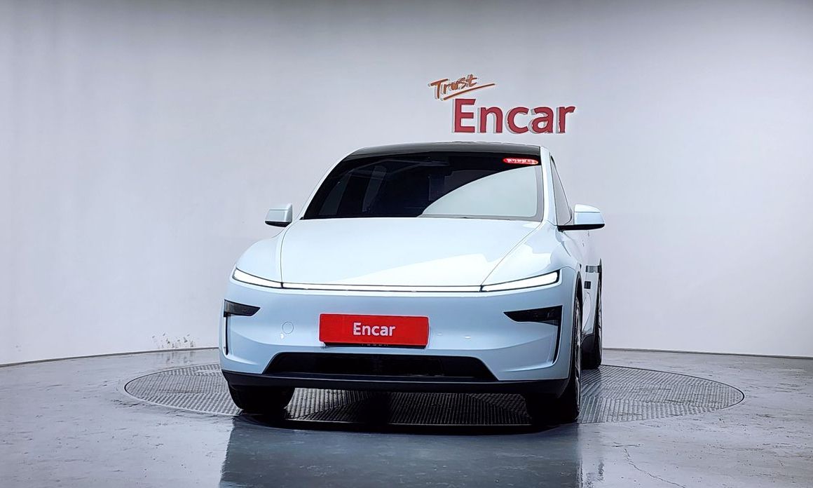 Tesla Model Y 2026