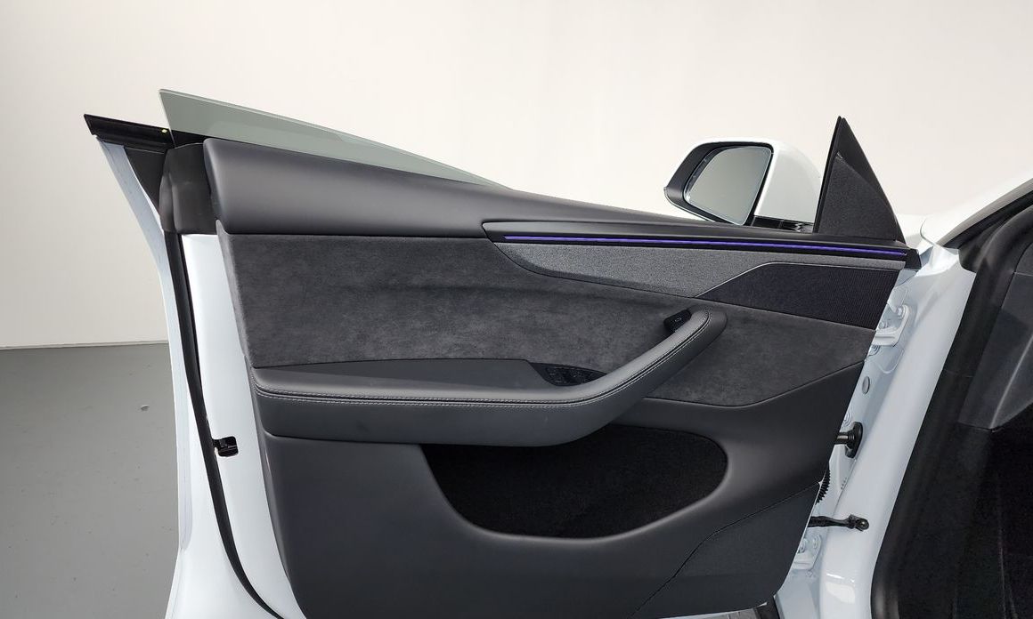 Tesla Model Y 2026