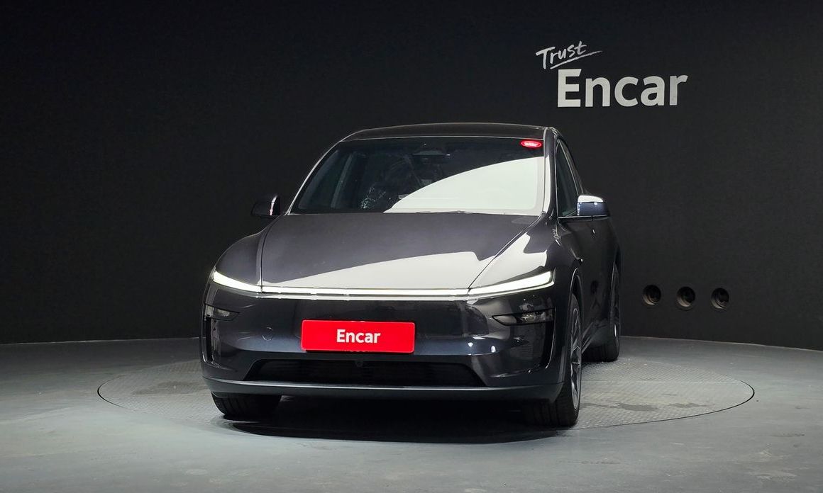 Tesla Model Y 2026