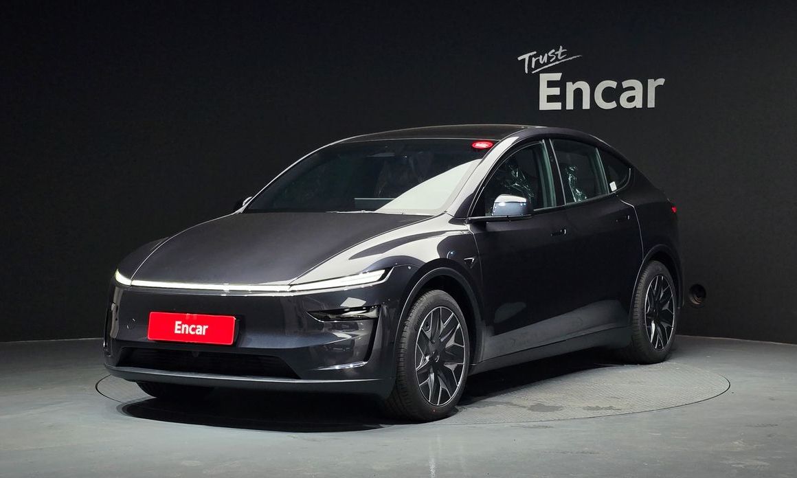 Tesla Model Y 2026