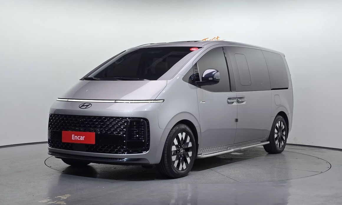 Hyundai Staria 2025