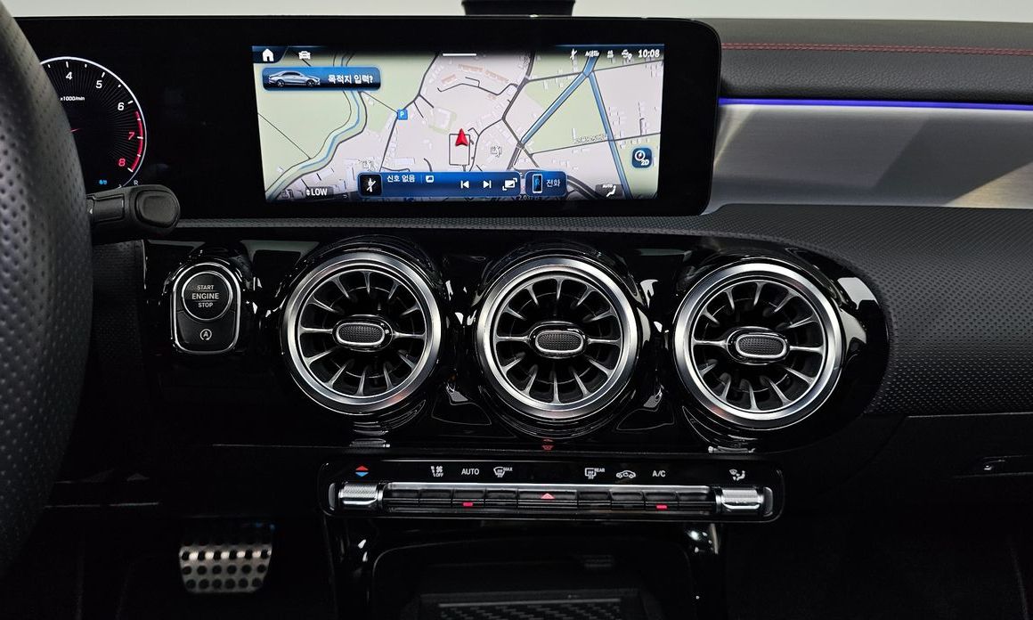 Mercedes-Benz CLA-Class 2024