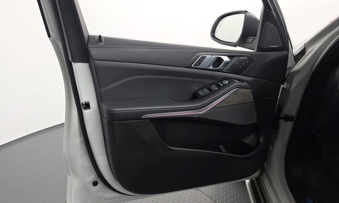BMW X7 2024